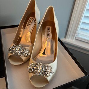Badgley Mischka - Dara - Ivory - Size 7